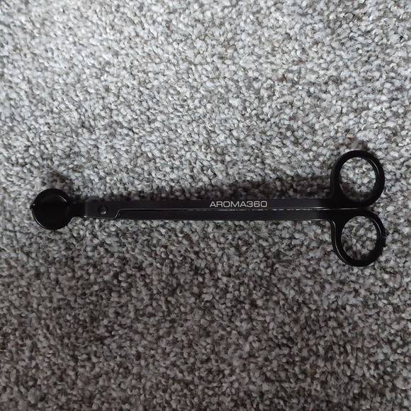 New Aroma 360 Candle Wick Trimmer - Picture 2 of 3